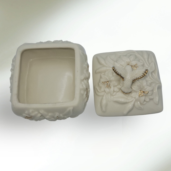 Vintage Lenox Porcelain Hummingbird Trinket Box - Picture 6 of 10
